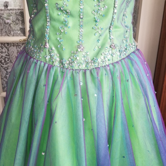 Mardi Gras Gown Studio 17 Green Purple Beaded Sz 8 - Picture 5 of 8